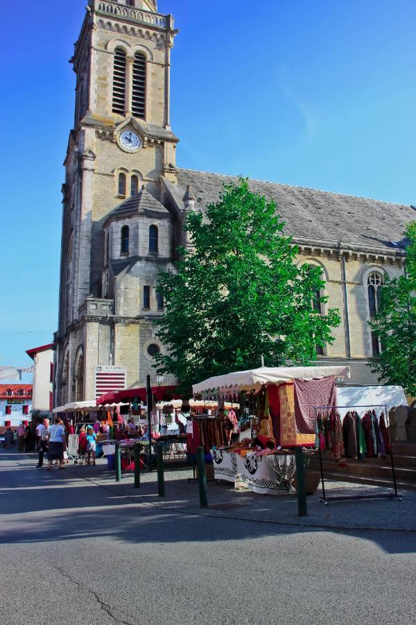 Hotel Les Tilleuls Hasparren Zewnętrze zdjęcie